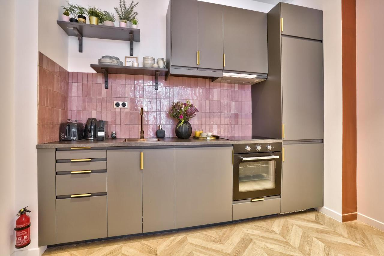New Eiffel Tour ! Splendid Apartments In The Heart Of Paris Extérieur photo